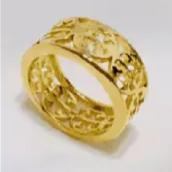 TORY BURCH GOLD PLATE KINSLEY RING SIZE 7. TB LOGO CUT OUTS ALL AROUND, DUST BAG - Picture 5 of 9